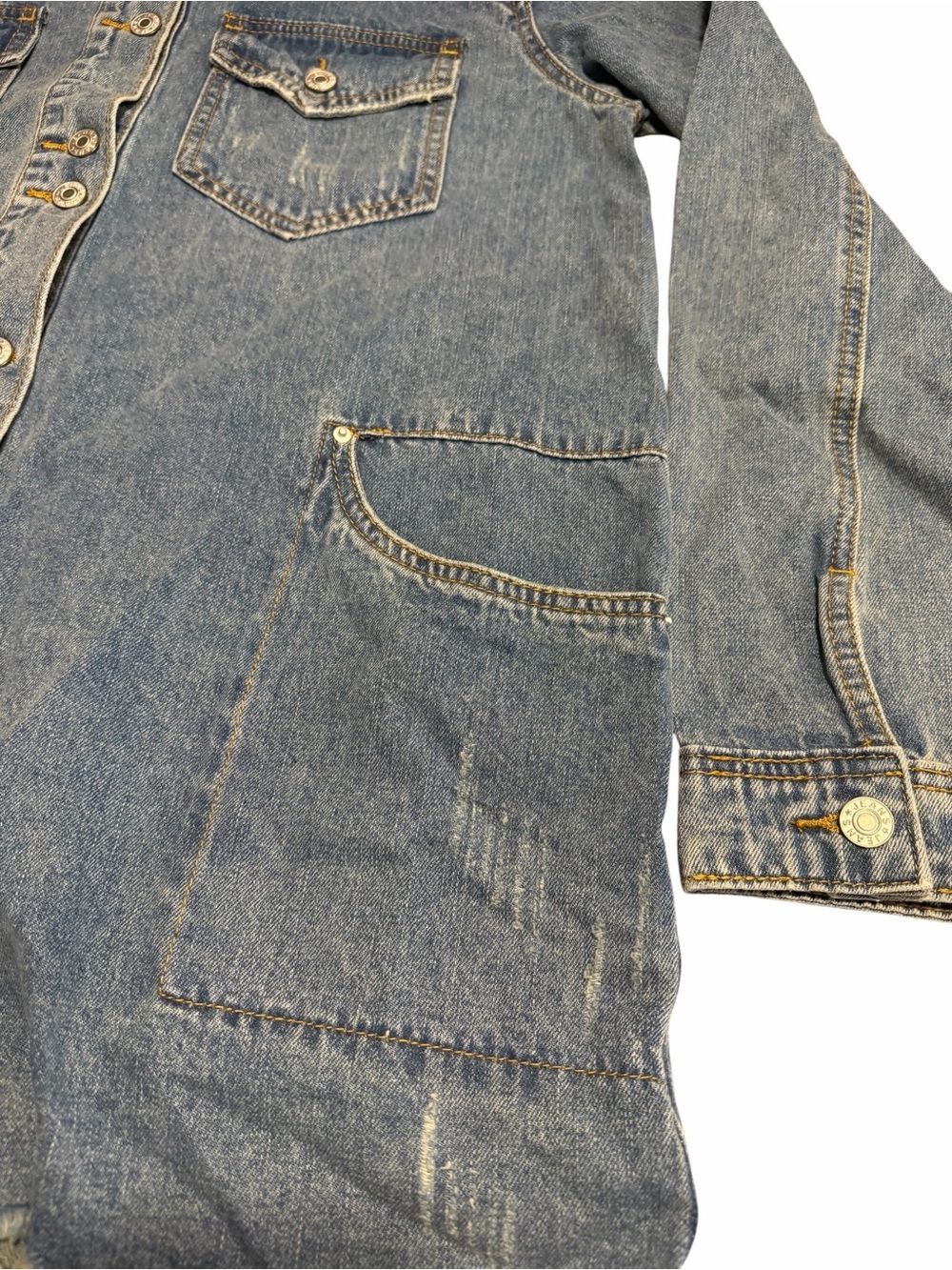 Veveret Denim Jean Shacket Jacket Size Medium Medium Wash Distressed Button Down - Picture 7 of 15